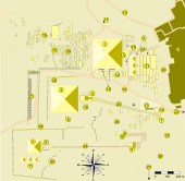 Giza pyramid complex (multilingual map).svg